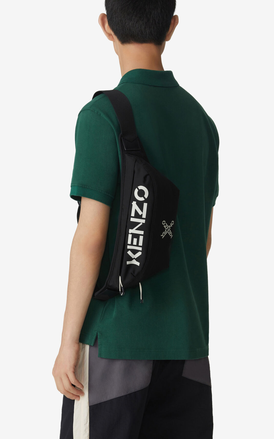 Kenzo Sport Moška Torbica Za Okoli Pasu Črna SI-7720219